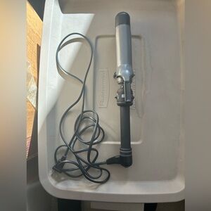 Hot Shot Professional Ceramic preowned 1.5” curing iron